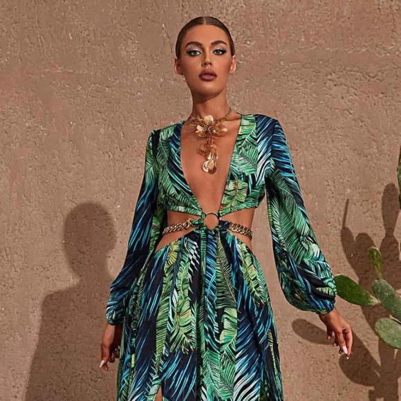 Zara Kate Middleton Famous Cascading Floral Necklace - Picture 13 of 17